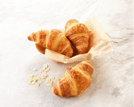 Croissant garni amande